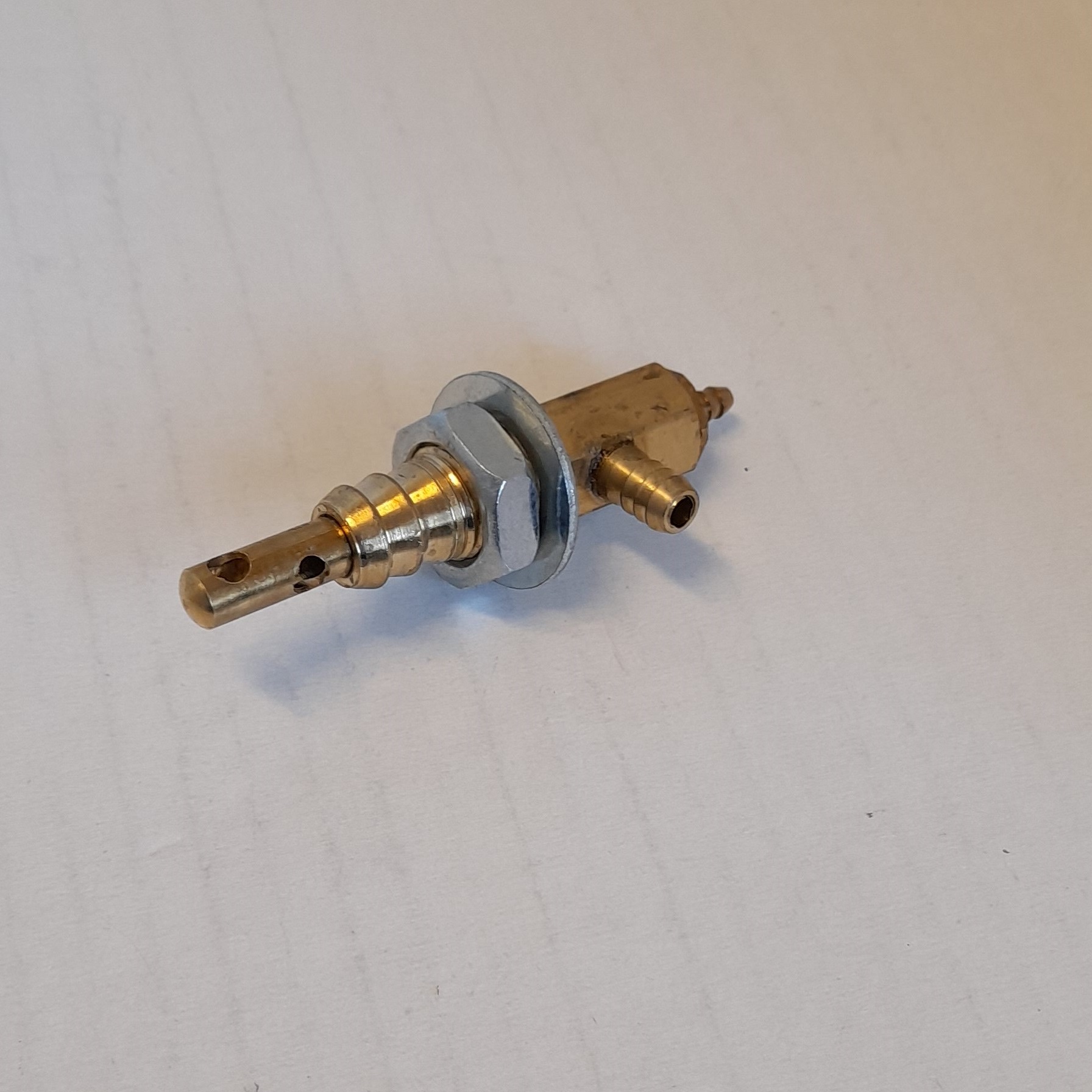 REPUESTO CX 90 LHF40 valvula aspiracion normal